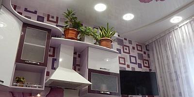 Натяжной потолок для кухни с фотопечатью на 7 квадратов